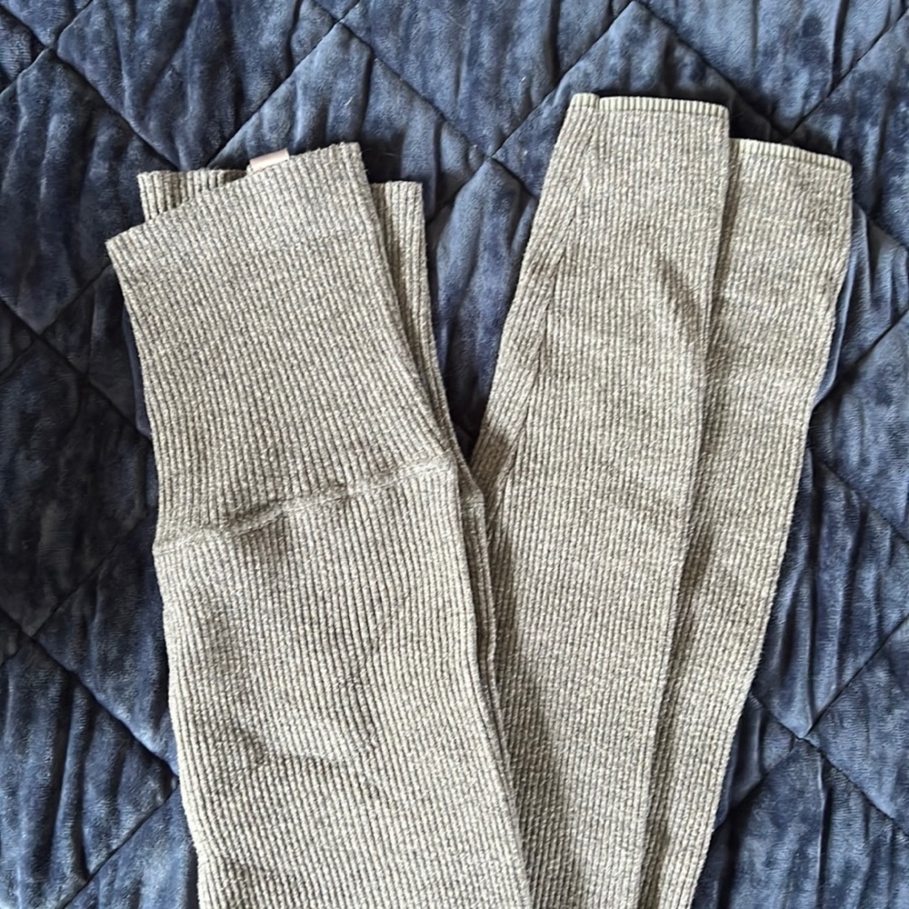Capezio ribbed roll down leggings